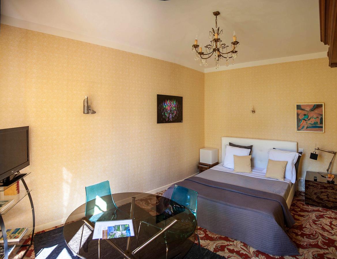 Bed and Breakfast Ermitage De Peyreleau Esterno foto